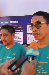 Muh Natsir Maudu (kacamata) dan Andi Tancung. (foto/sar) 
