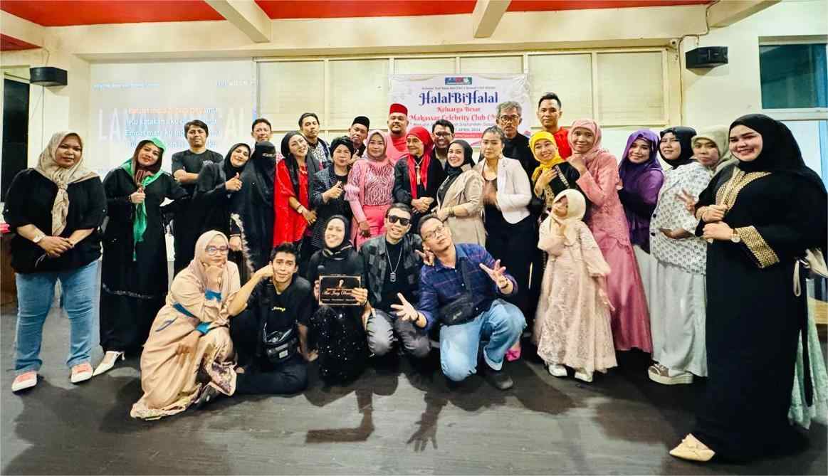 Serunya Halalbihalal Makassar Celebrity Club di Red Corner Cafe Ujung