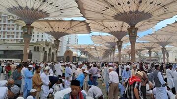 Arab Saudi Denda Rp91 Juta bagi Jamaah Haji Ilegal, Terancam Deportasi dan Blacklist  10 Tahun - Ujung Jari